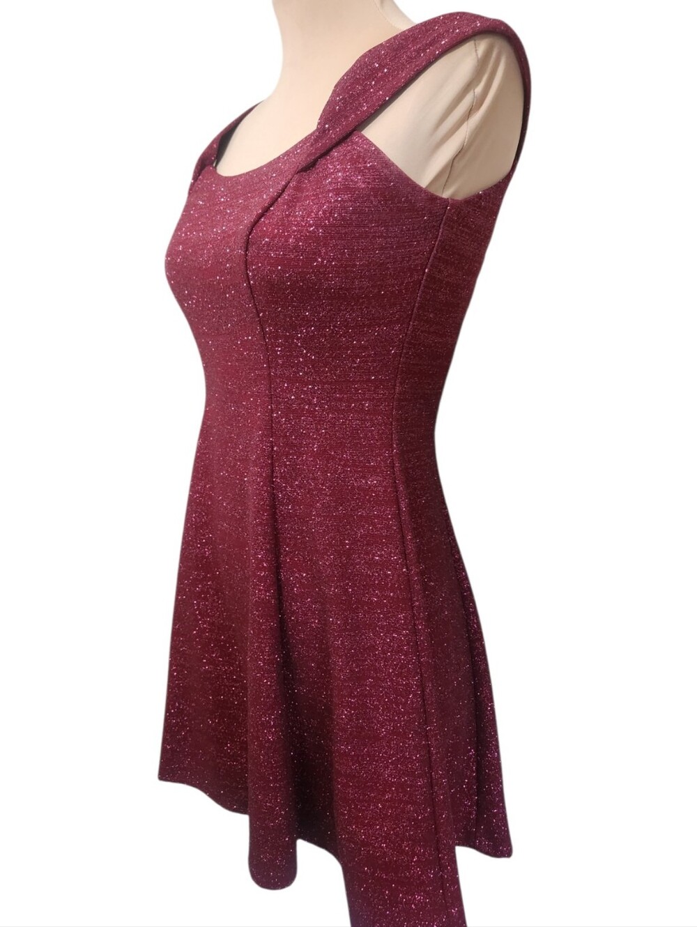 BETSY & ADAM Burgundy Off-the-Shoulder Glitter Mini Cocktail Dress - Size 6 - Picture 7 of 15